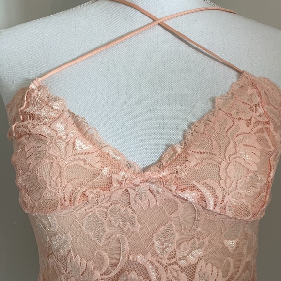 Banana Republic cami size Small - Picture 2 of 3